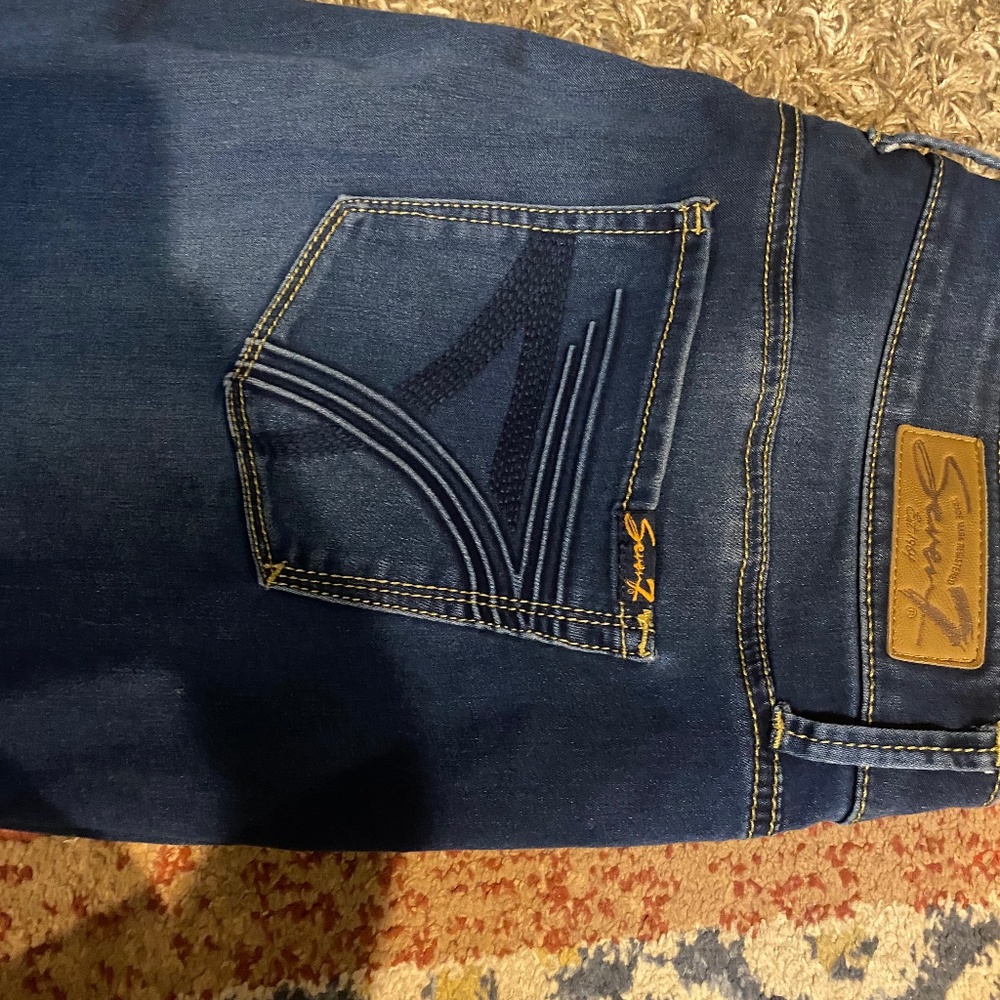 Seven jeans